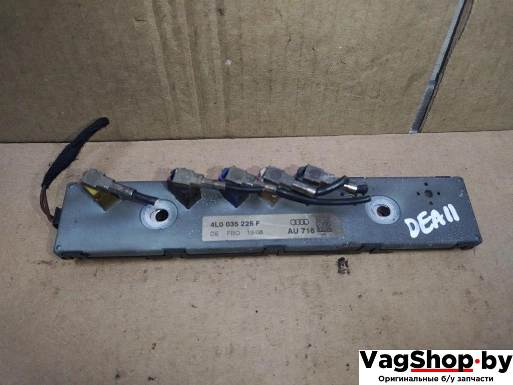 усилитель антенны Audi Q7 4L 2008, 3.0 л., TDi, дизель, АКПП, черный, внедорожник 5 дв., полный привод, 4L0035225F - фото №1