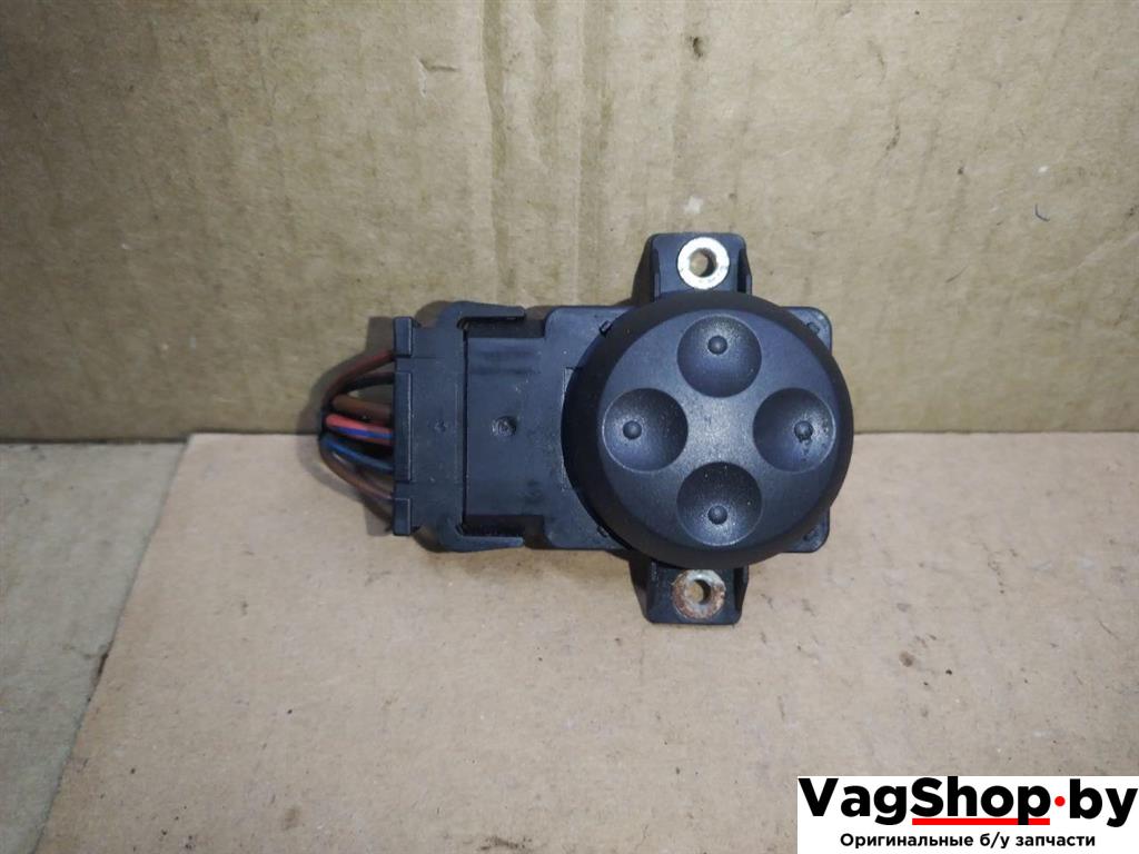 блок управления сиденьем Audi Q7 4L 2008, 3.0 л., TDi, дизель, АКПП, черный, внедорожник 5 дв., полный привод, 8E0959777B4PK - фото №1