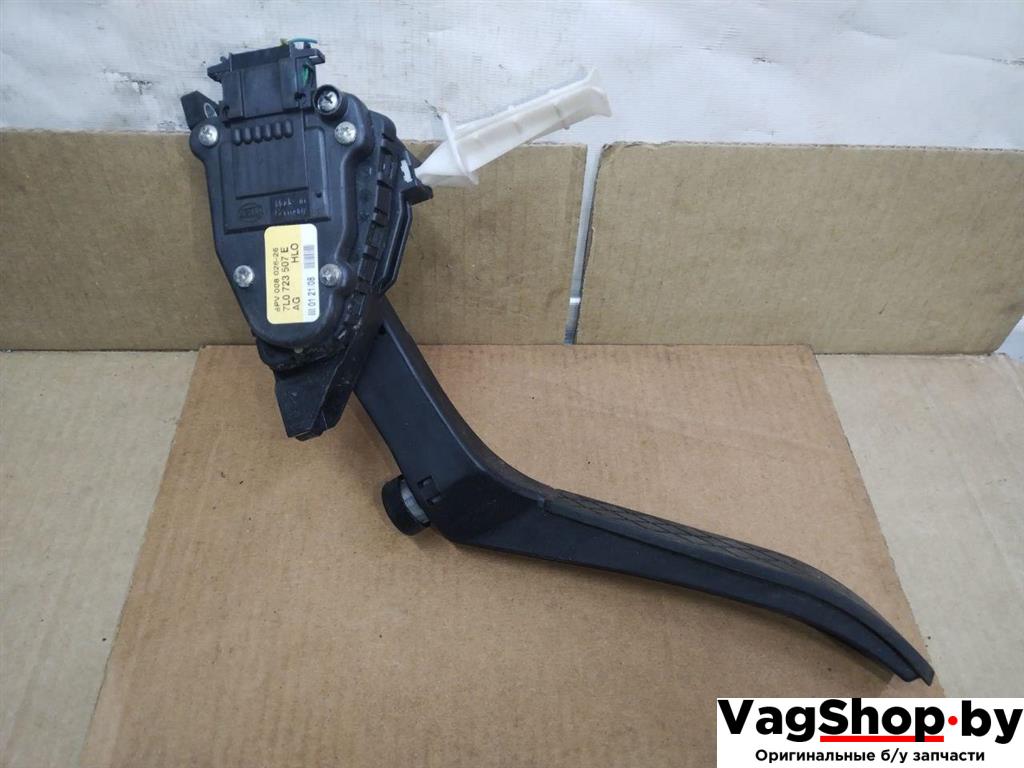 педаль Audi Q7 4L 2008, 3.0 л., TDi, дизель, АКПП, черный, внедорожник 5 дв., полный привод, 7L0723507E - фото №1