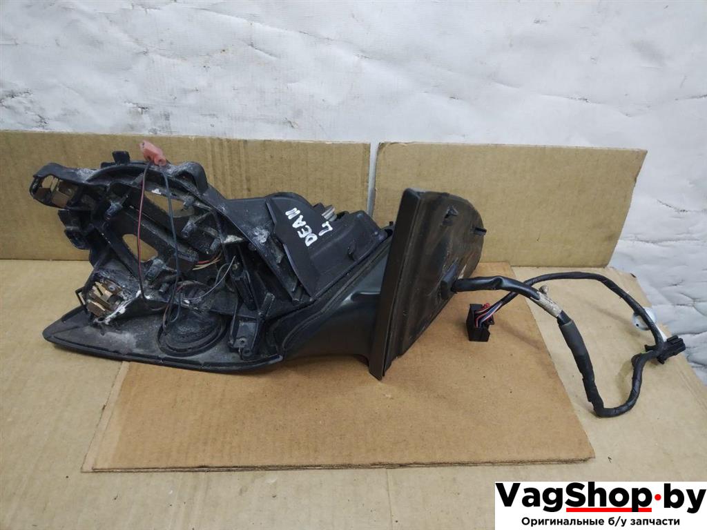 Крепление зеркала наружного левого Audi Q7 4L 2008, 3.0 л., TDi, дизель, АКПП, черный, внедорожник 5 дв., полный привод - фото №1