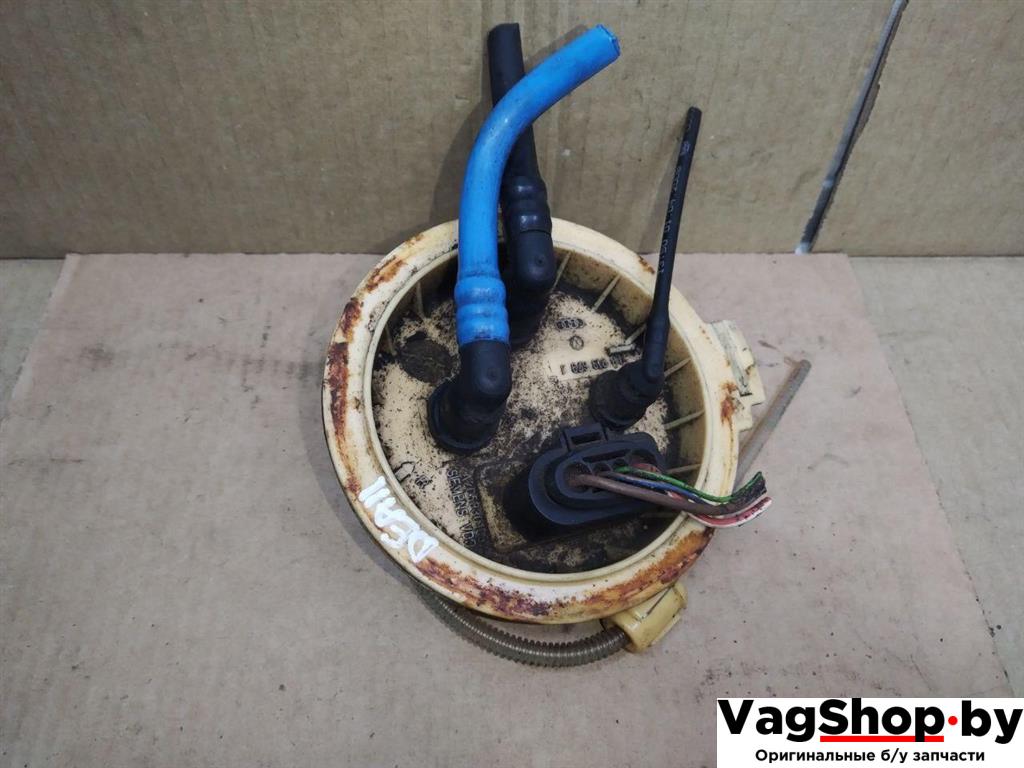 фланец (тройник) системы охлаждения Audi Q7 4L 2008, 3.0 л., TDi, дизель, АКПП, черный, внедорожник 5 дв., полный привод, 7L6919679J - фото №1