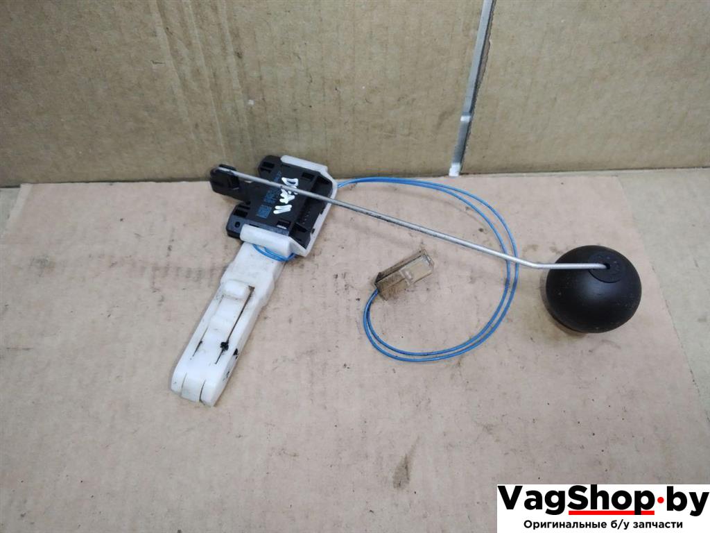 датчик уровня топлива Audi Q7 4L 2008, 3.0 л., TDi, дизель, АКПП, черный, внедорожник 5 дв., полный привод, 7L8919673A - фото №1