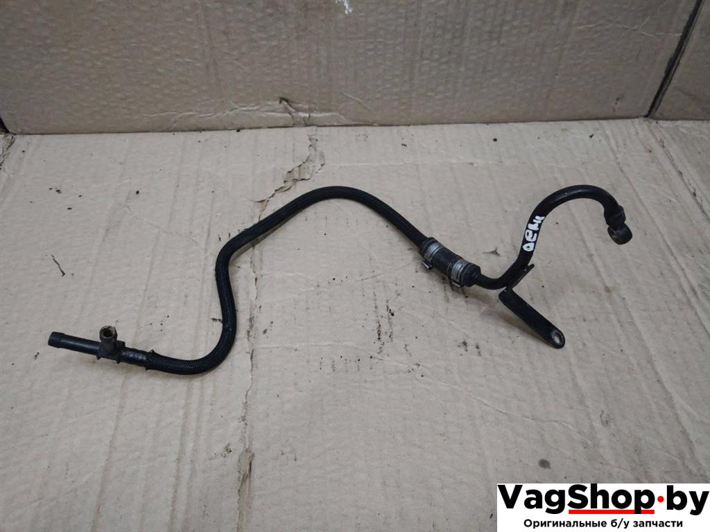 трубка охлаждающей жидкости Audi Q7 4L 2008, 3.0 л., TDi, дизель, АКПП, черный, внедорожник 5 дв., полный привод, 059121398B - фото №1