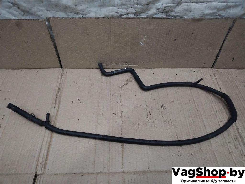 патрубок (трубопровод, шланг) Audi Q7 4L 2008, 3.0 л., TDi, дизель, АКПП, черный, внедорожник 5 дв., полный привод, 7L6122447BD - фото №1