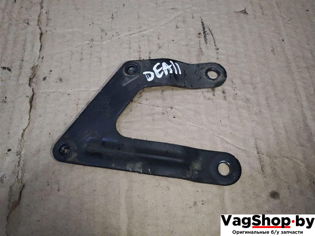 кронштейн (крепление) Audi Q7 4L 2008, 3.0 л., TDi, дизель, АКПП, черный, внедорожник 5 дв., полный привод, 4G0121305AC - фото №1