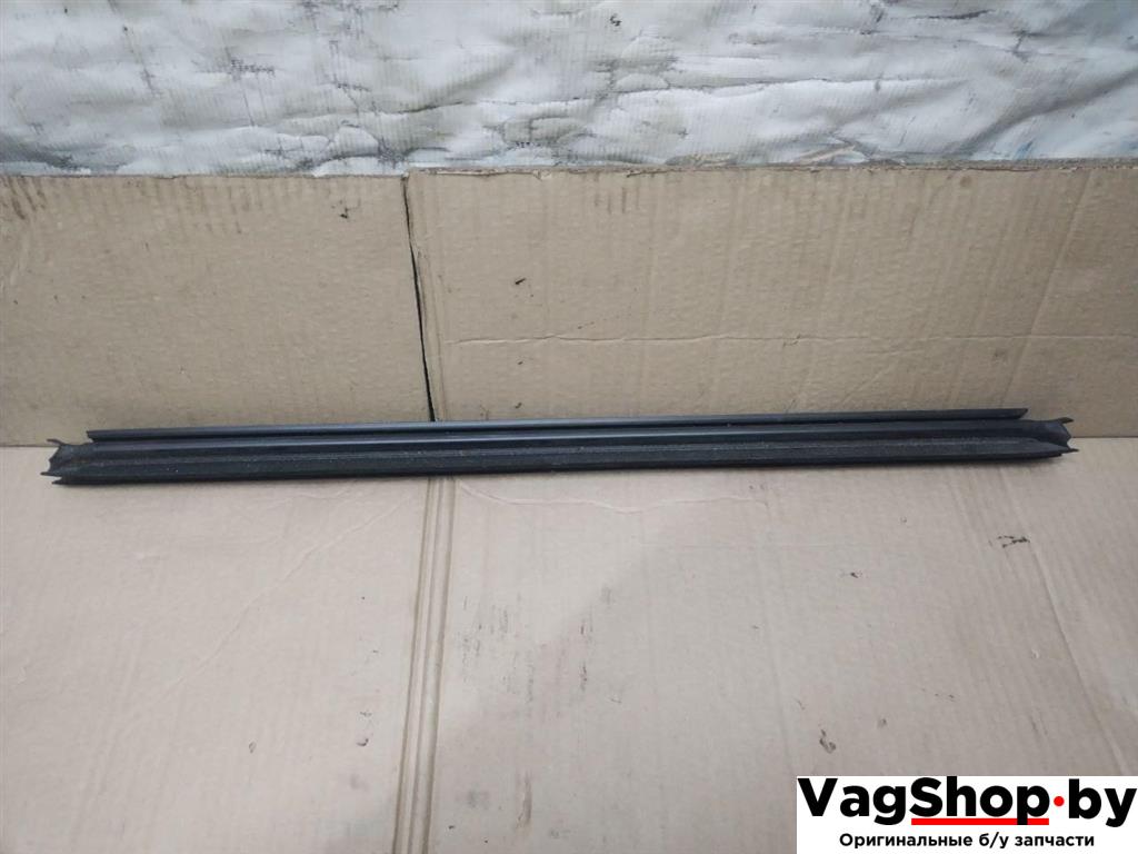 уплотнитель Volkswagen Passat B7 2011, 2.0 л., TDi, CFG, дизель, АКПП, серебро, универсал, полный привод, 3AF839471A - фото №1