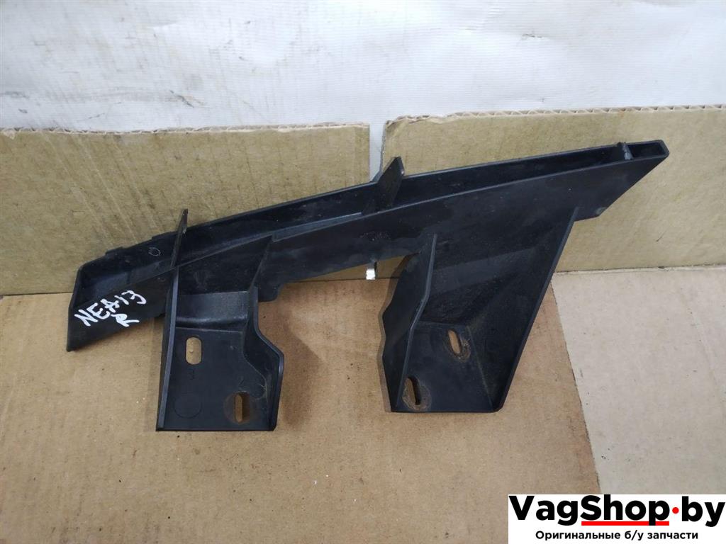 Крепление бампера переднего Audi Q7 4L 2007, 3.0 л., TDi, BUG, дизель, АКПП, черный, внедорожник 5 дв., полный привод, 4L0807334 - фото №1