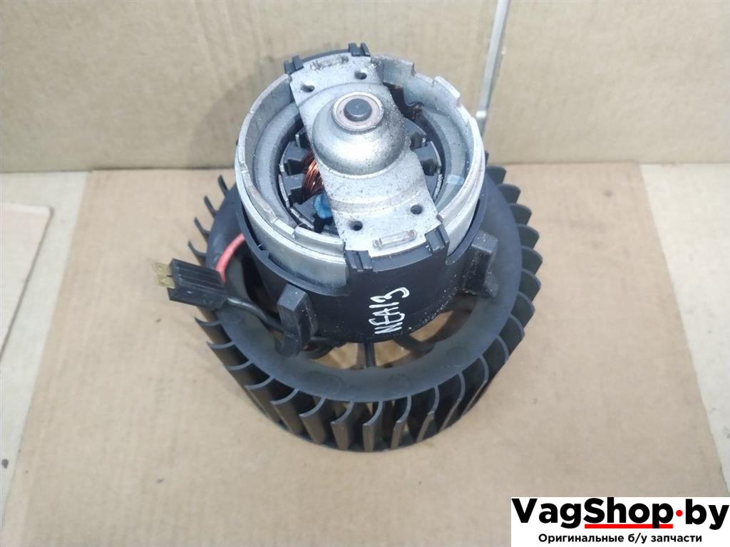 моторчик печки Audi Q7 4L 2007, 3.0 л., TDi, BUG, дизель, АКПП, черный, внедорожник 5 дв., полный привод - фото №1