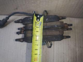 тормозные колодки Volkswagen Golf Plus 2 поколение 2010, 1.6 л., TDi, CAY, дизель, АКПП, красный, хетчбэк 5 дв., передний привод