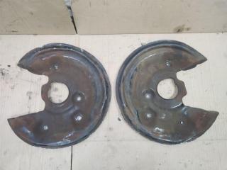 защитный кожух тормозного механизма Volkswagen Sharan 2 поколение 2011, 2.0 л., TDi, CFF, дизель, МКПП, черный, минивэн, передний привод, 5N0615611C, 5N0615612C