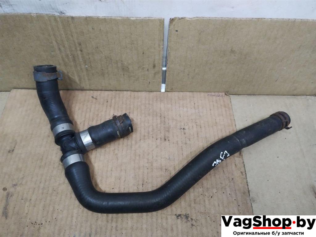 патрубок (трубопровод, шланг) Volkswagen Touareg 2 поколение 2013, 3.6 л., FSI, CGR, бензин, АКПП, серый, внедорожник 5 дв., полный привод - фото №1