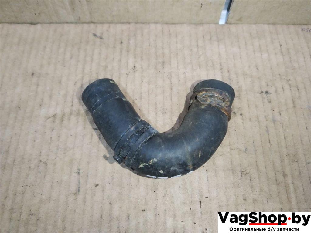 патрубок (трубопровод, шланг) Volkswagen Touareg 2 поколение 2013, 3.6 л., FSI, CGR, бензин, АКПП, серый, внедорожник 5 дв., полный привод - фото №1