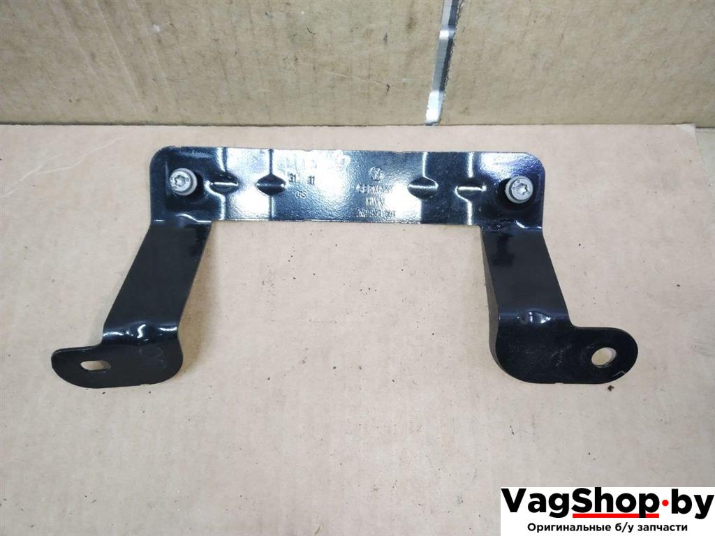 кронштейн (крепление) Volkswagen Sharan 2 поколение 2011, 2.0 л., TDi, CFF, дизель, МКПП, черный, минивэн, передний привод, 7N0971301 - фото №1