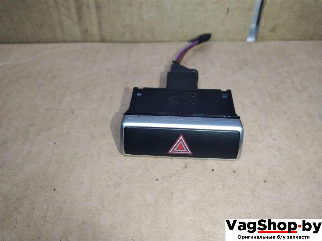 кнопка аварийной сигнализации Volkswagen Sharan 2 поколение 2011, 2.0 л., TDi, CFF, дизель, МКПП, черный, минивэн, передний привод, 7N0953509B - фото №1