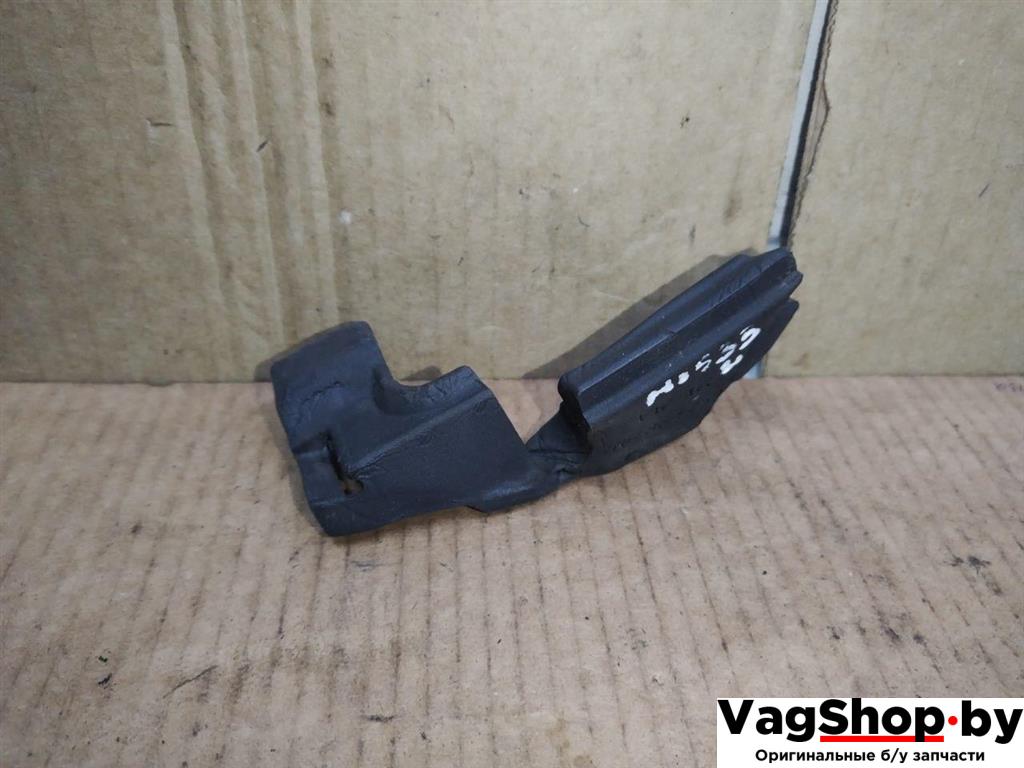 Шумоизоляция моторного отсека Volkswagen Sharan 2 поколение 2011, 2.0 л., TDi, CFF, дизель, МКПП, черный, минивэн, передний привод, 7N0864759 - фото №1