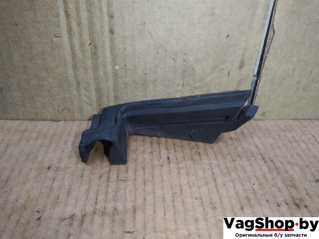 Шумоизоляция моторного отсека Volkswagen Sharan 2 поколение 2011, 2.0 л., TDi, CFF, дизель, МКПП, черный, минивэн, передний привод, 7N0864760 - фото №1