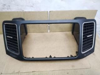 дефлектор обдува салона Volkswagen Sharan 2 поколение 2011, 2.0 л., TDi, CFF, дизель, МКПП, черный, минивэн, передний привод, 7N0858069D