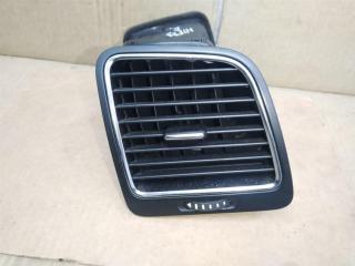 дефлектор обдува салона Volkswagen Sharan 2 поколение 2011, 2.0 л., TDi, CFF, дизель, МКПП, черный, минивэн, передний привод, 7N0819704D