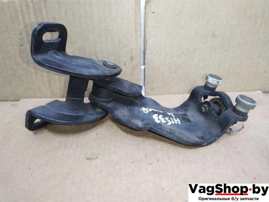 ролик двери сдвижной Volkswagen Sharan 2 поколение 2011, 2.0 л., TDi, CFF, дизель, МКПП, черный, минивэн, передний привод, 7N0843335F - фото №1