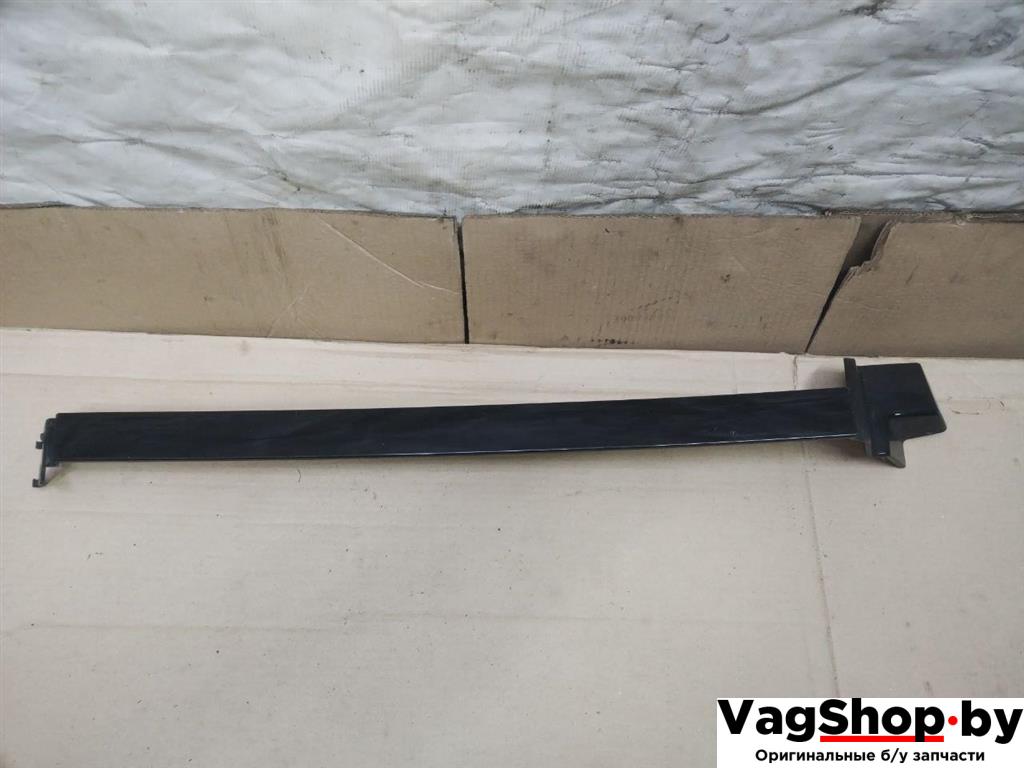 роликовая направляющая Volkswagen Sharan 2 поколение 2011, 2.0 л., TDi, CFF, дизель, МКПП, черный, минивэн, передний привод, 7N0843796 - фото №1