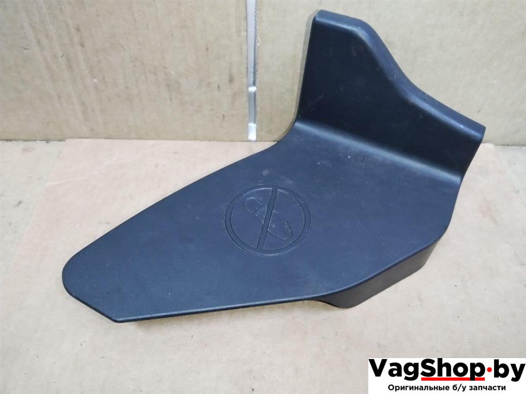 накладка декоративная Volkswagen Sharan 2 поколение 2011, 2.0 л., TDi, CFF, дизель, МКПП, черный, минивэн, передний привод, 7N0868640C82V - фото №1