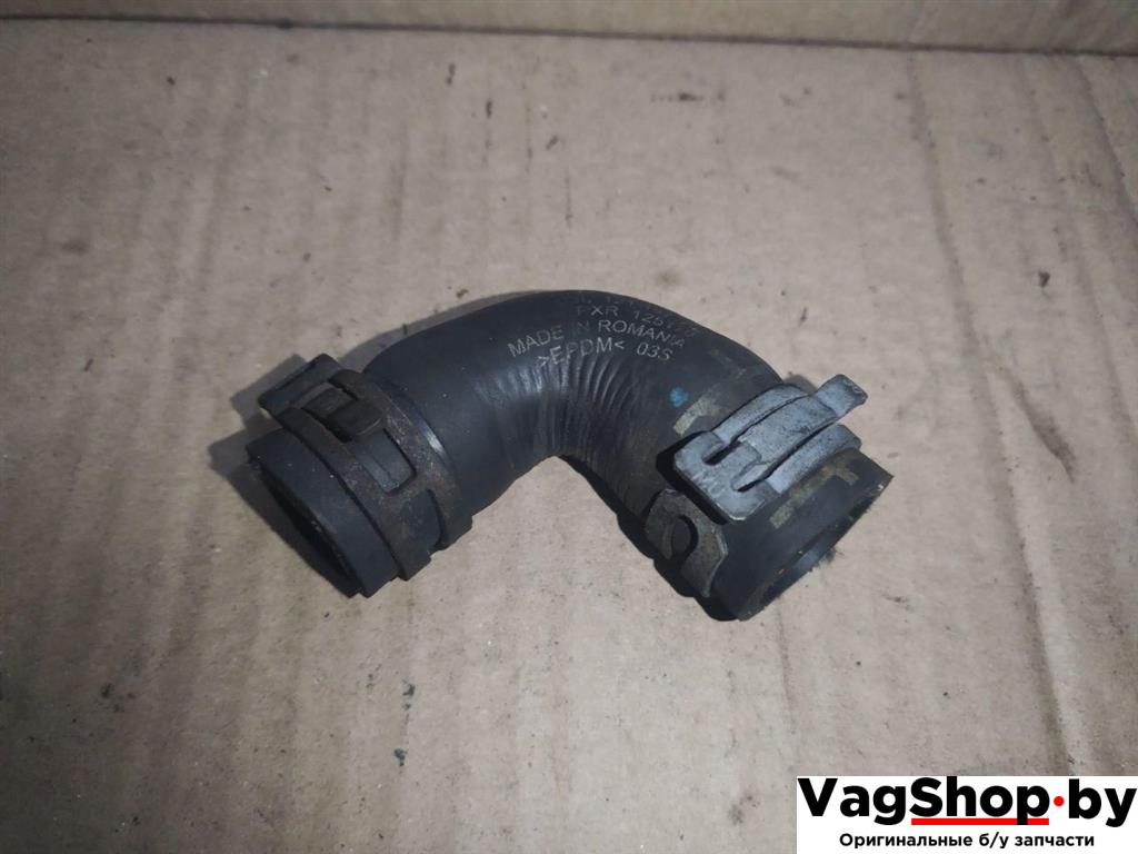 патрубок (трубопровод, шланг) Volkswagen Sharan 2 поколение 2011, 2.0 л., TDi, CFF, дизель, МКПП, черный, минивэн, передний привод, 03L121157AL - фото №1