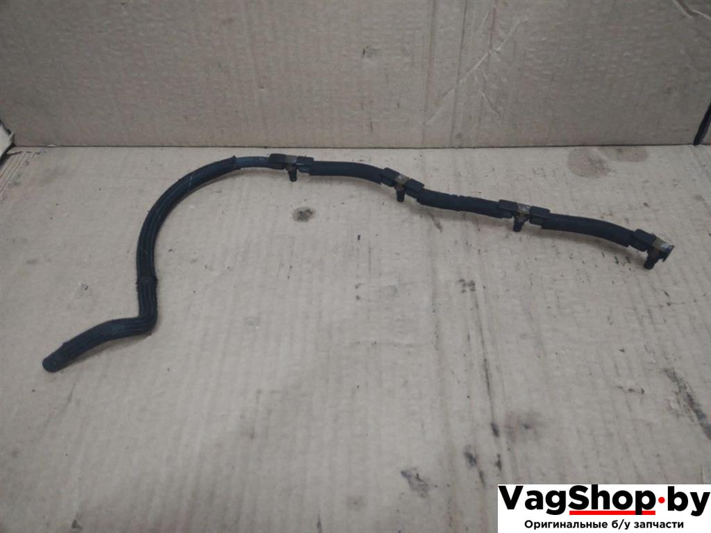 трубка обратки форсунок Volkswagen Sharan 2 поколение 2011, 2.0 л., TDi, CFF, дизель, МКПП, черный, минивэн, передний привод - фото №1