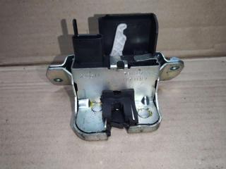 замок багажника Volkswagen Sharan 2 поколение 2011, 2.0 л., TDi, CFF, дизель, МКПП, черный, минивэн, передний привод, 7P0827505G