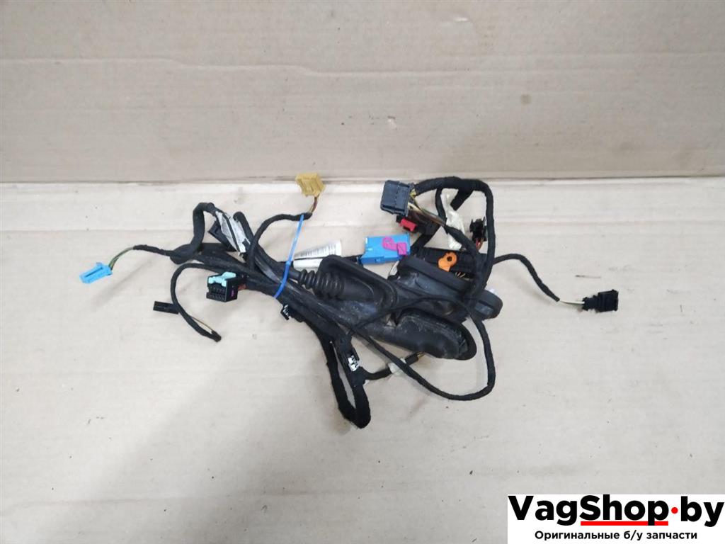 дверная проводка Volkswagen Sharan 2 поколение 2011, 2.0 л., TDi, CFF, дизель, МКПП, черный, минивэн, передний привод, 7N0971557, 7N0971121Q - фото №1