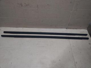 уплотнитель двери Volkswagen Sharan 2 поколение 2011, 2.0 л., TDi, CFF, дизель, МКПП, черный, минивэн, передний привод, 7N0843697D