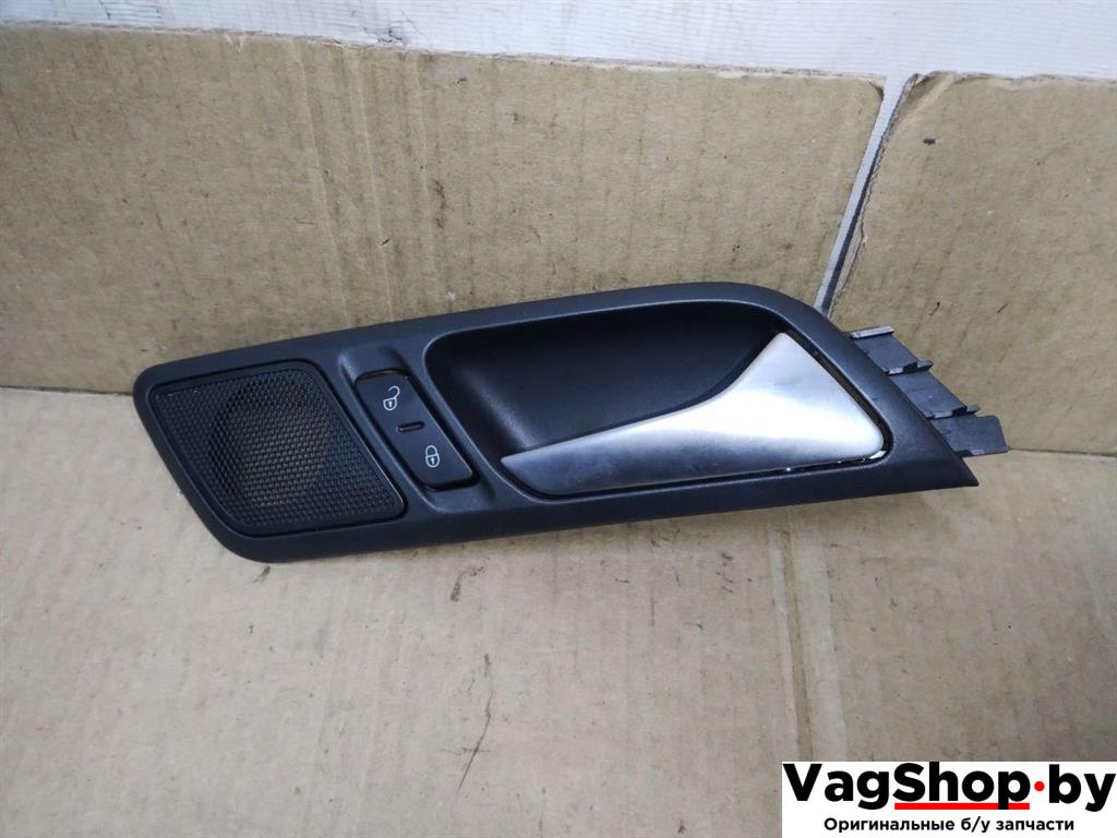 ручка внутренняя передняя правая Volkswagen Sharan 2 поколение 2011, 2.0 л., TDi, CFF, дизель, МКПП, черный, минивэн, передний привод, 1K0962126B, 7N2837114A, 7N2837114C - фото №1