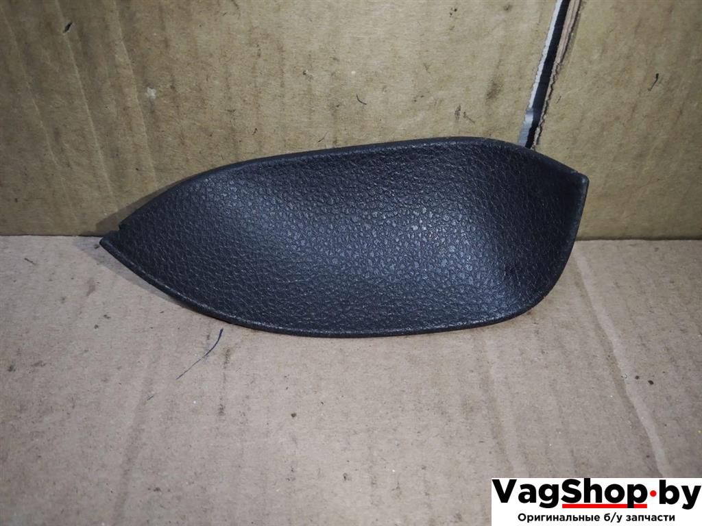 молдинг двери передней правой Volkswagen Sharan 2 поколение 2011, 2.0 л., TDi, CFF, дизель, МКПП, черный, минивэн, передний привод, 7N0867164A - фото №1