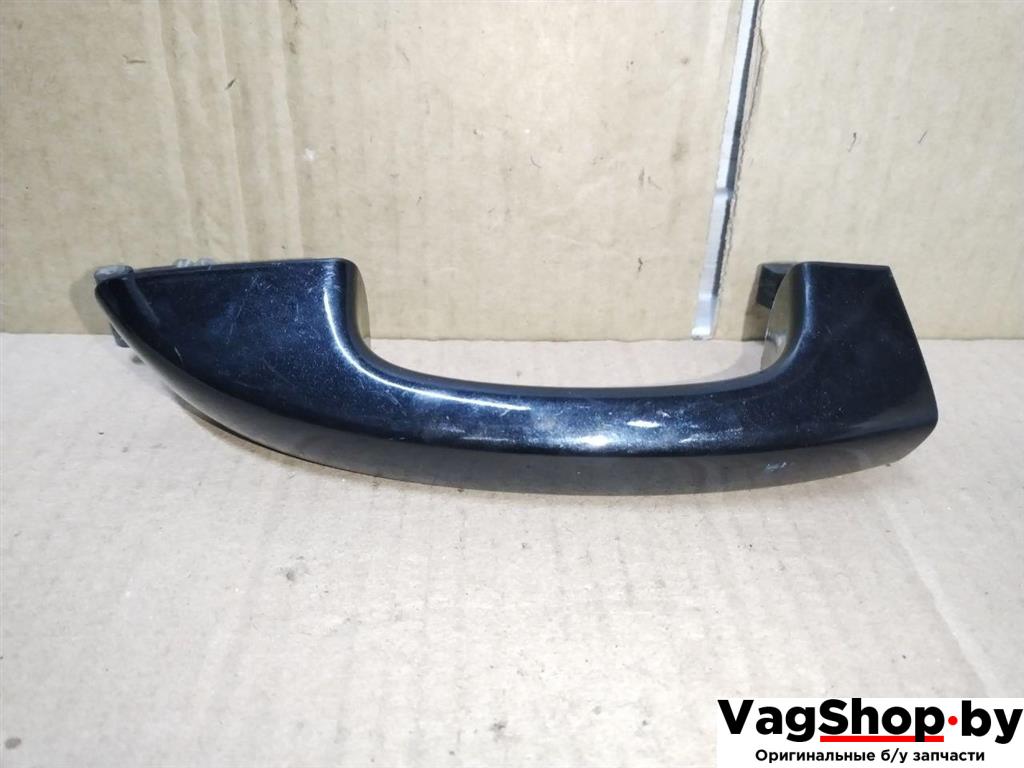 ручка наружная передняя левая Volkswagen Sharan 2 поколение 2011, 2.0 л., TDi, CFF, дизель, МКПП, черный, минивэн, передний привод, 1K8837205F - фото №1