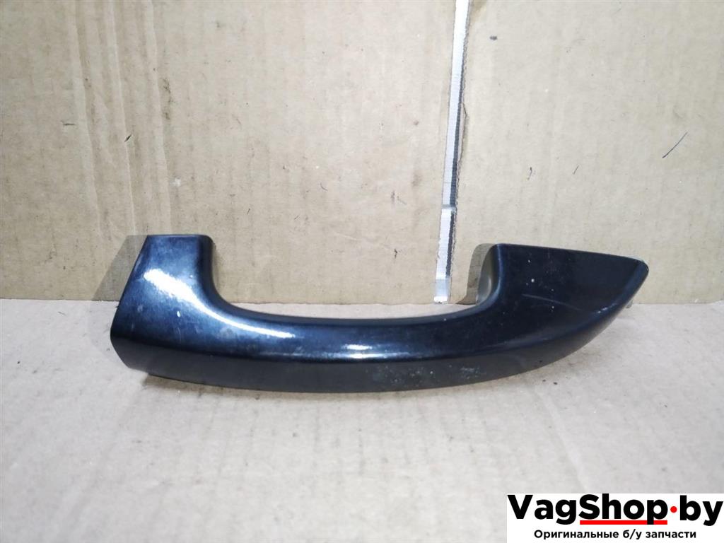 ручка наружная двери сдвижной Volkswagen Sharan 2 поколение 2011, 2.0 л., TDi, CFF, дизель, МКПП, черный, минивэн, передний привод, 1K8837206F - фото №1