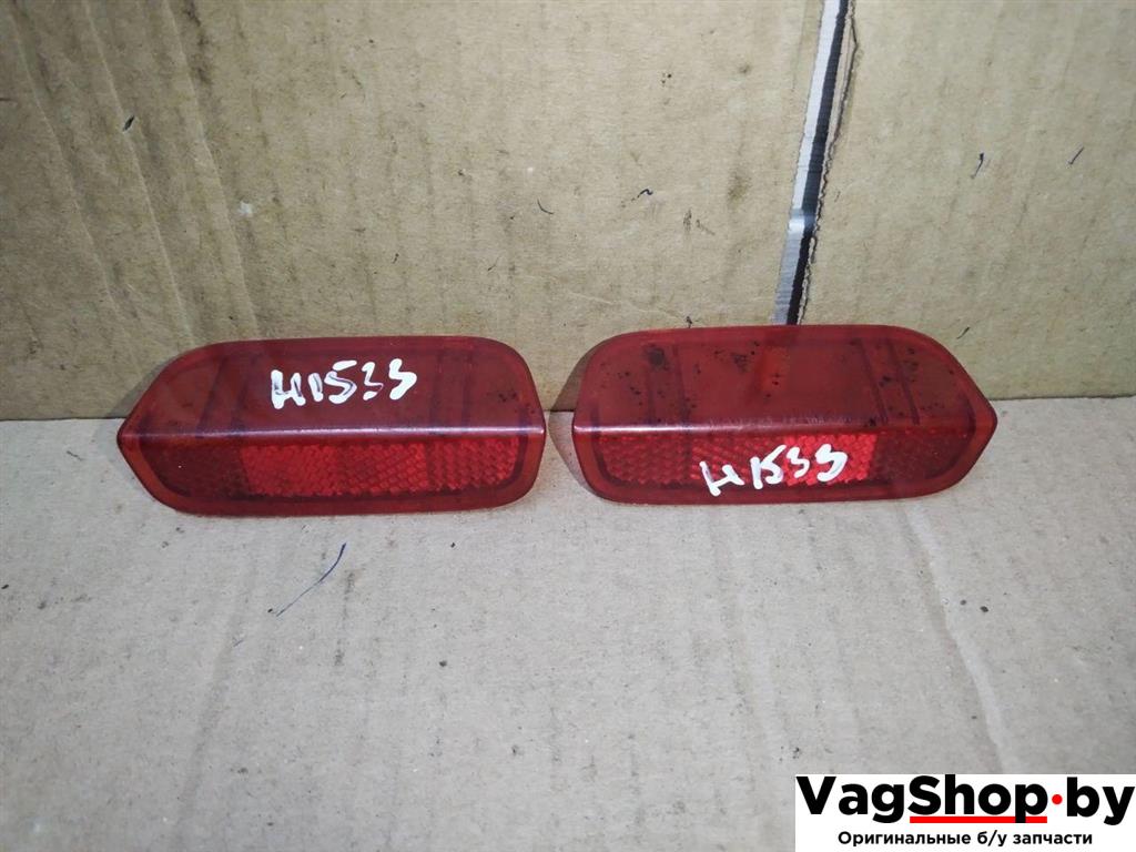 катафот Volkswagen Sharan 2 поколение 2011, 2.0 л., TDi, CFF, дизель, МКПП, черный, минивэн, передний привод, 1K0947419A - фото №1