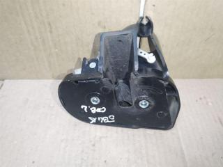 замок двери сдвижной Volkswagen Caddy 3 поколение [рестайлинг] 2012, 2.0 л., TDi, CFH, дизель, МКПП, белый, минивэн, передний привод, 2K5843603A