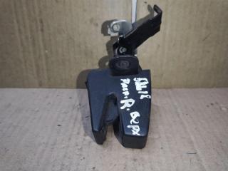 замок багажника Volkswagen Caddy 3 поколение [рестайлинг] 2012, 2.0 л., TDi, CFH, дизель, МКПП, белый, минивэн, передний привод, 7H0827162A