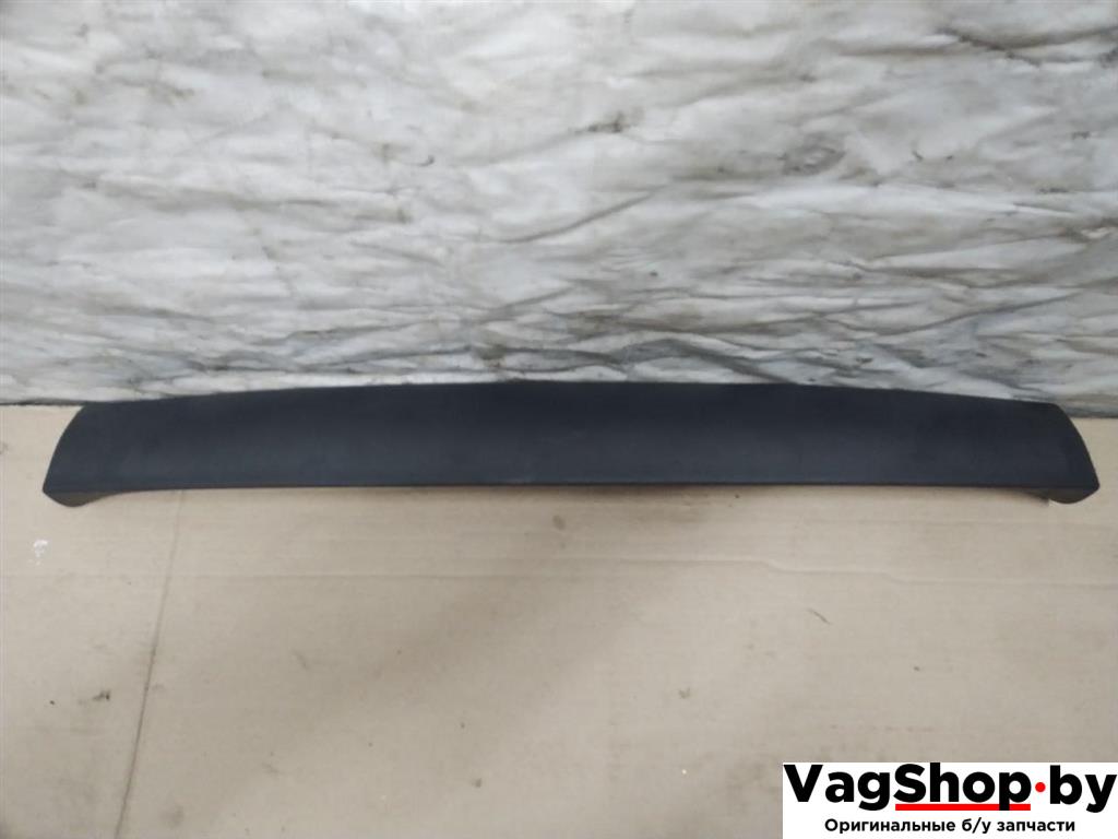 обшивка крышки багажника Volkswagen Touareg 1 поколение 2006, 2.5 л., TDi, BAC, дизель, АКПП, синий, внедорожник 5 дв., полный привод, 7L6867685B - фото №1