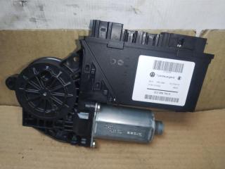 моторчик стеклоподъемника передний правый Volkswagen Touareg 1 поколение 2006, 2.5 л., TDi, BAC, дизель, АКПП, синий, внедорожник 5 дв., полный привод, 3D2959793E, 7L0959701K