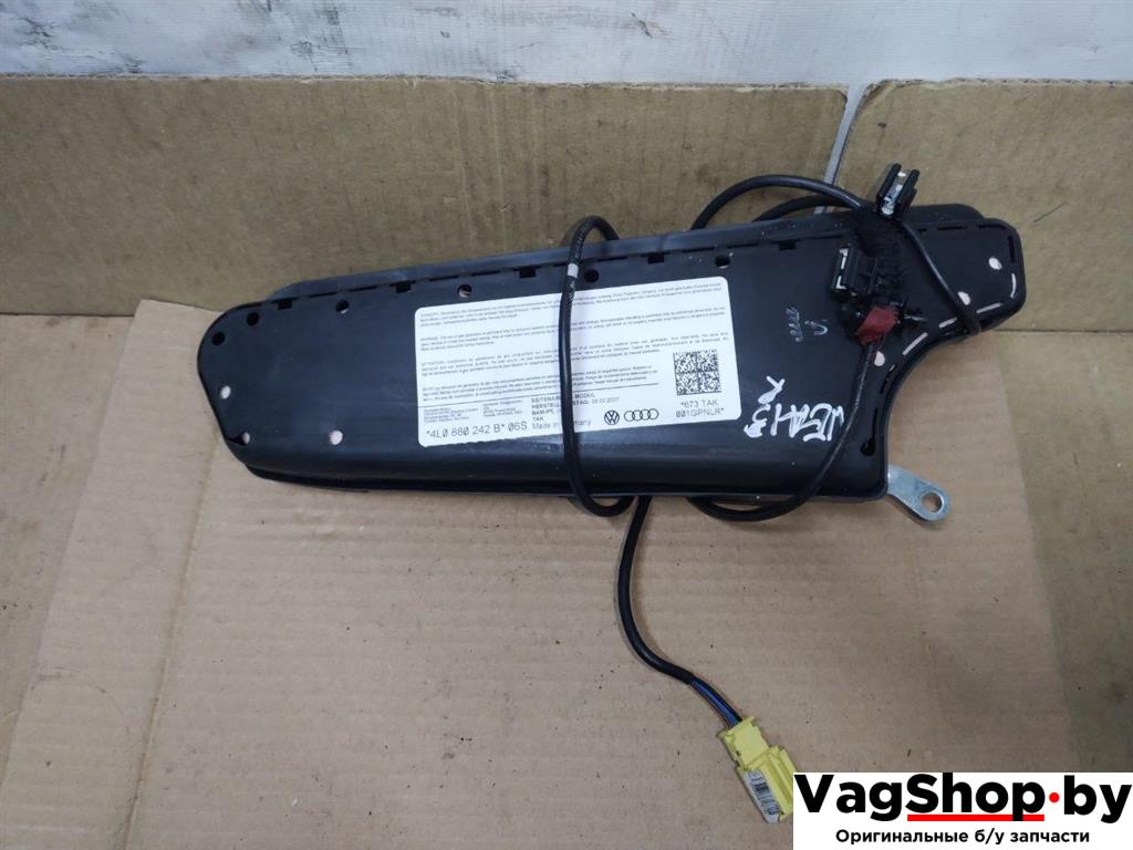 подушка безопасности сиденья Audi Q7 4L 2007, 3.0 л., TDi, BUG, дизель, АКПП, черный, внедорожник 5 дв., полный привод, 4L0880242B - фото №1