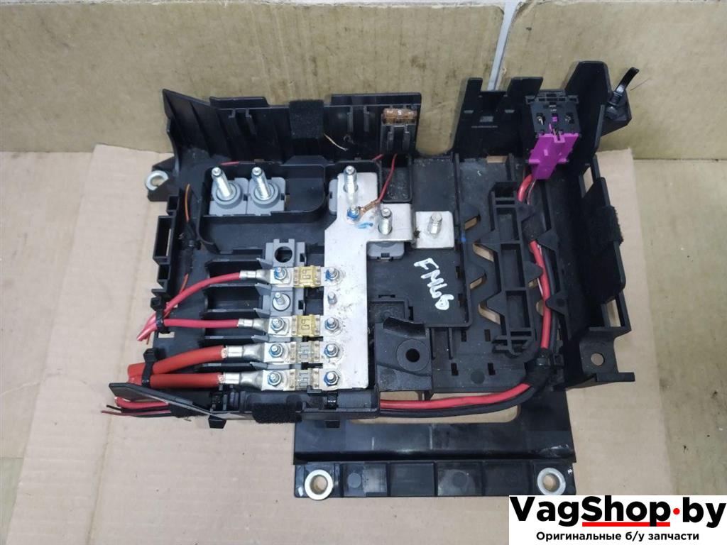 блок предохранителей Volkswagen Touareg 1 поколение 2006, 2.5 л., TDi, BAC, дизель, АКПП, синий, внедорожник 5 дв., полный привод, 7L0937548C - фото №1