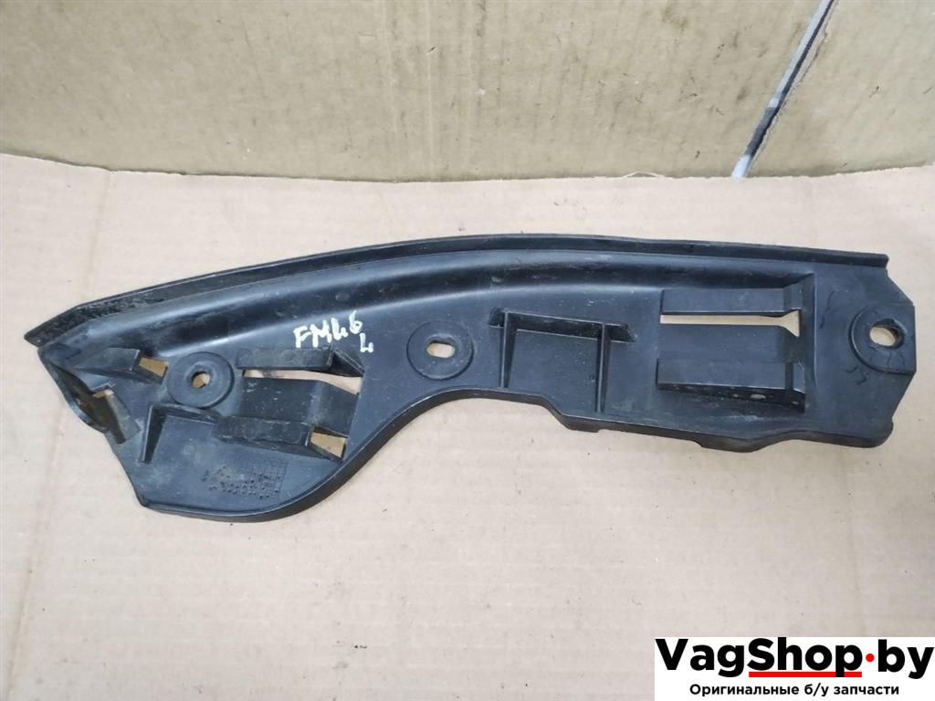 Крепление бампера заднего Volkswagen Touareg 1 поколение 2006, 2.5 л., TDi, BAC, дизель, АКПП, синий, внедорожник 5 дв., полный привод, 7L6807393B - фото №1