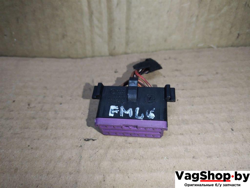 Разъем (фишка) проводки Volkswagen Touareg 1 поколение 2006, 2.5 л., TDi, BAC, дизель, АКПП, синий, внедорожник 5 дв., полный привод, 3A0972695 - фото №1