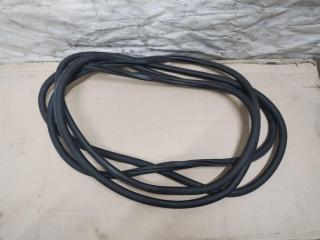 уплотнитель двери Volkswagen Touareg 1 поколение 2006, 2.5 л., TDi, BAC, дизель, АКПП, синий, внедорожник 5 дв., полный привод, 7L0867365E