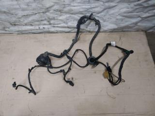 Проводка бампера заднего Volkswagen Caddy 3 поколение [рестайлинг] 2012, 2.0 л., TDi, CFH, дизель, АКПП, белый, минивэн, передний привод, 2K5971541K