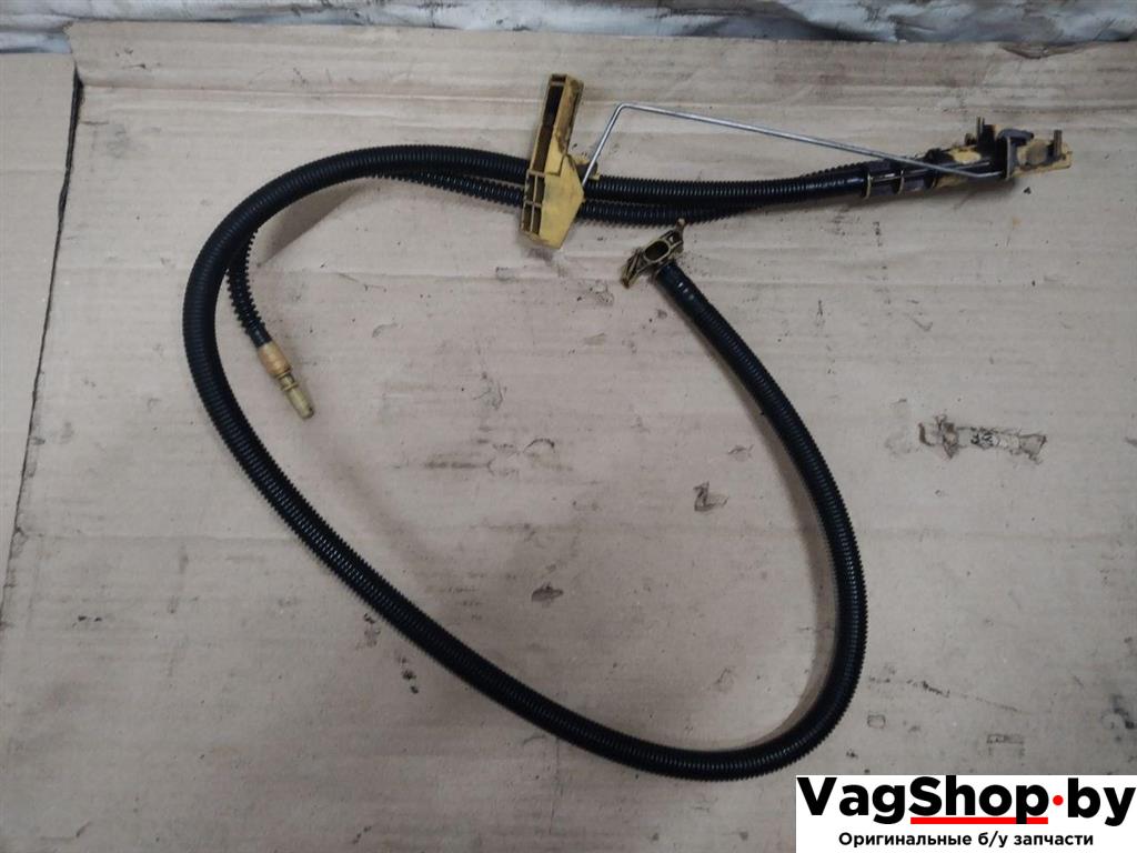 трубка топливная Volkswagen Touareg 1 поколение 2006, 2.5 л., TDi, BAC, дизель, АКПП, синий, внедорожник 5 дв., полный привод, 7L6919715C - фото №1