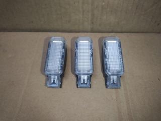 фонарь салона (плафон) Audi A4 B8/8K 2009, 1.8 л., TFSI, CDH, бензин, МКПП, черный, седан, передний привод, 4B0947415A