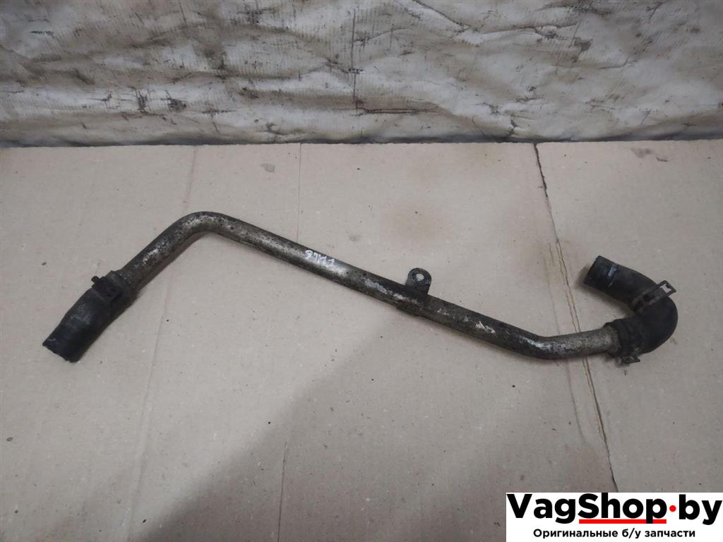 трубка охлаждающей жидкости Volkswagen Touareg 1 поколение 2006, 2.5 л., TDi, BAC, дизель, АКПП, синий, внедорожник 5 дв., полный привод - фото №1