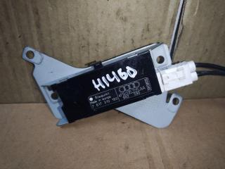 усилитель антенны Audi A6 4F/C6 [рестайлинг] 2009, 2.7 л., TDi, CAN, дизель, МКПП, серебро, универсал, передний привод, 4F9035225AA