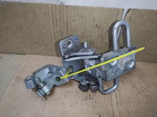 петля двери Audi A6 4F/C6 [рестайлинг] 2009, 2.7 л., TDi, CAN, дизель, МКПП, серебро, универсал, передний привод, 8E0833411E